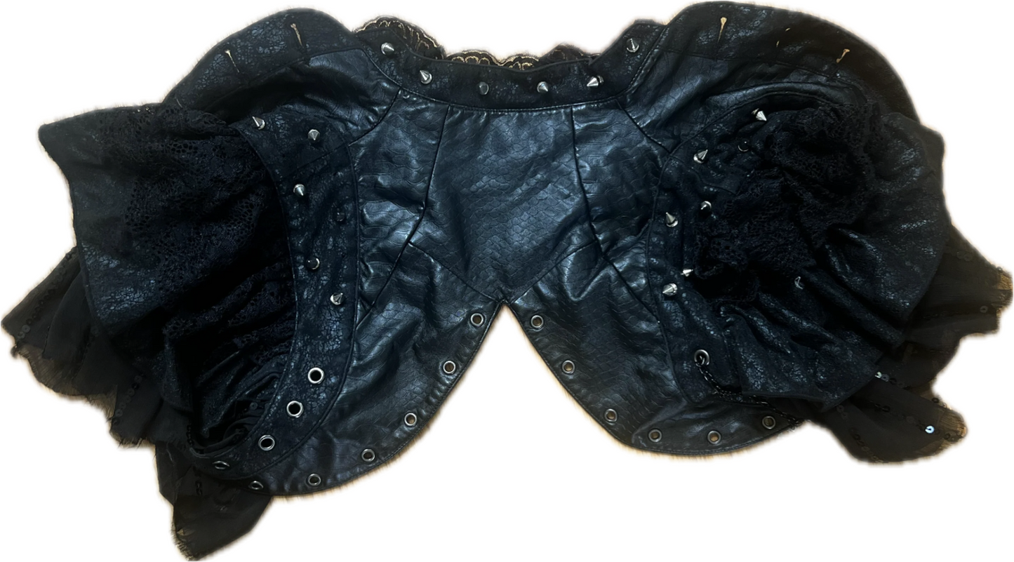 Abby's Gothic Shoulder Shrug Armor
